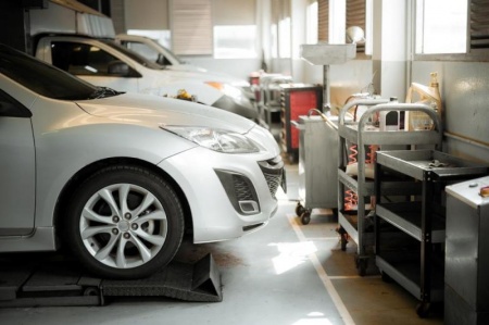 Remplacement de pi&egrave;ces auto, l'importance de la garantie